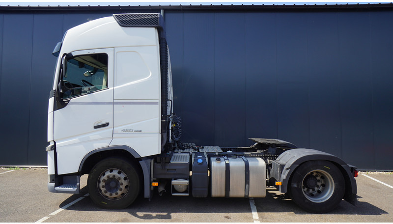 Volvo FH420 4X2 ADR EURO6 - Tractor unit: picture 1 Volvo FH420 4X2 ADR EURO6 - Tractor unit: picture 1