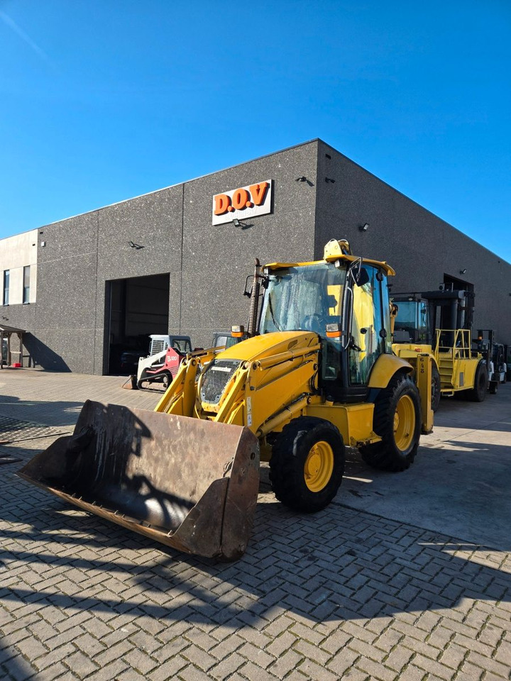 Komatsu WB97 - Backhoe loader: picture 1 Komatsu WB97 - Backhoe loader: picture 1