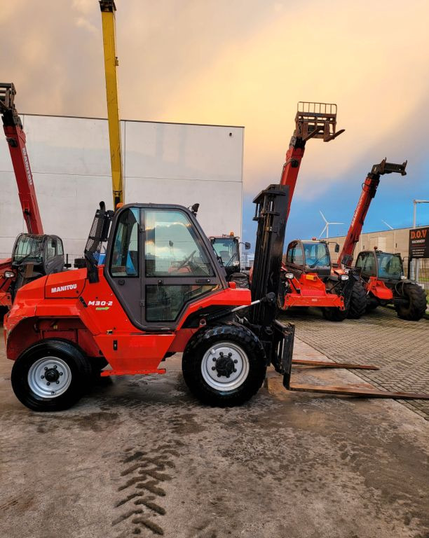 Manitou M30-2 - Diesel forklift: picture 4 Manitou M30-2 - Diesel forklift: picture 4