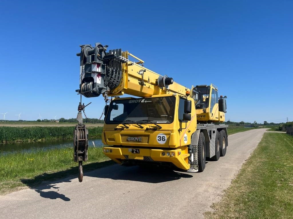 Grove GMK 3055 - All terrain crane: picture 2 Grove GMK 3055 - All terrain crane: picture 2