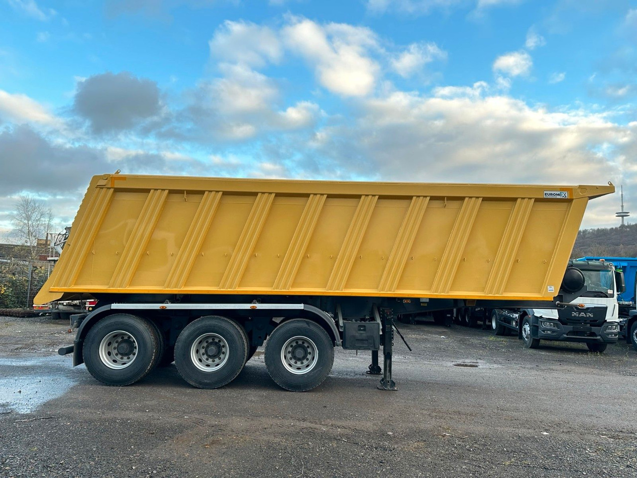 EuromixMTP Kipper Auflieger 32m³ HARDOX - Tipper semi-trailer: picture 5 EuromixMTP Kipper Auflieger 32m³ HARDOX - Tipper semi-trailer: picture 5