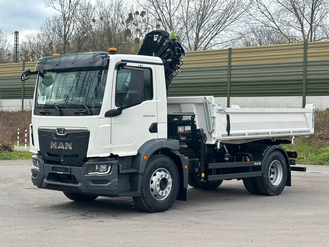MAN TGM 18.320 4x2 Euro6e Hiab X-HiDuo 138DS-3 - Tipper, Crane truck: picture 4 MAN TGM 18.320 4x2 Euro6e Hiab X-HiDuo 138DS-3 - Tipper, Crane truck: picture 4