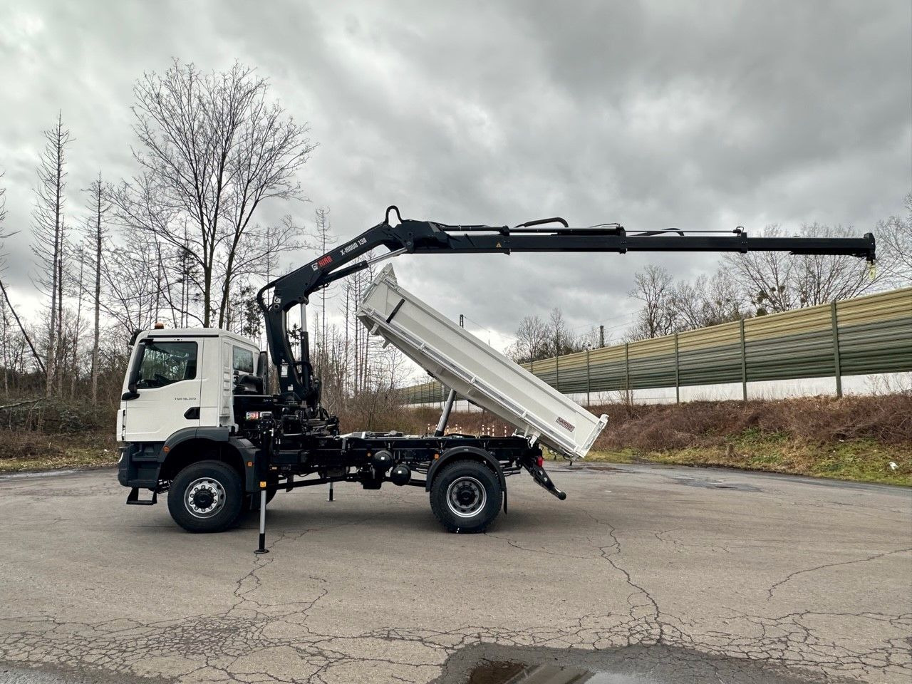 MAN TGM 18.320 4x4 Euro6e Hiab X-HiDuo 138DS-3 - Crane truck: picture 5 MAN TGM 18.320 4x4 Euro6e Hiab X-HiDuo 138DS-3 - Crane truck: picture 5