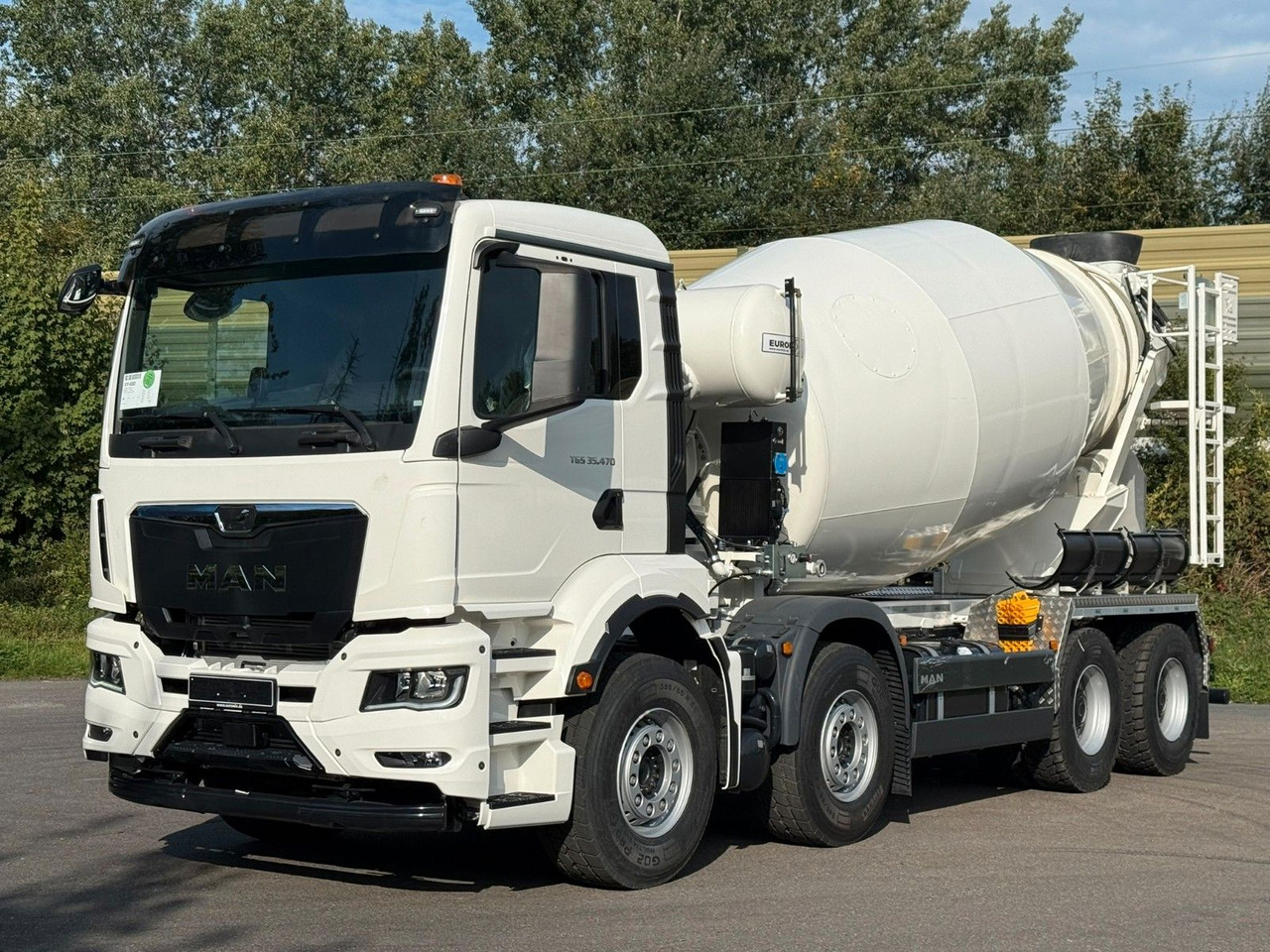 MAN TGS 35.470 BB 8X4 EuromixMTP EM 10 L - Concrete mixer truck: picture 1 MAN TGS 35.470 BB 8X4 EuromixMTP EM 10 L - Concrete mixer truck: picture 1