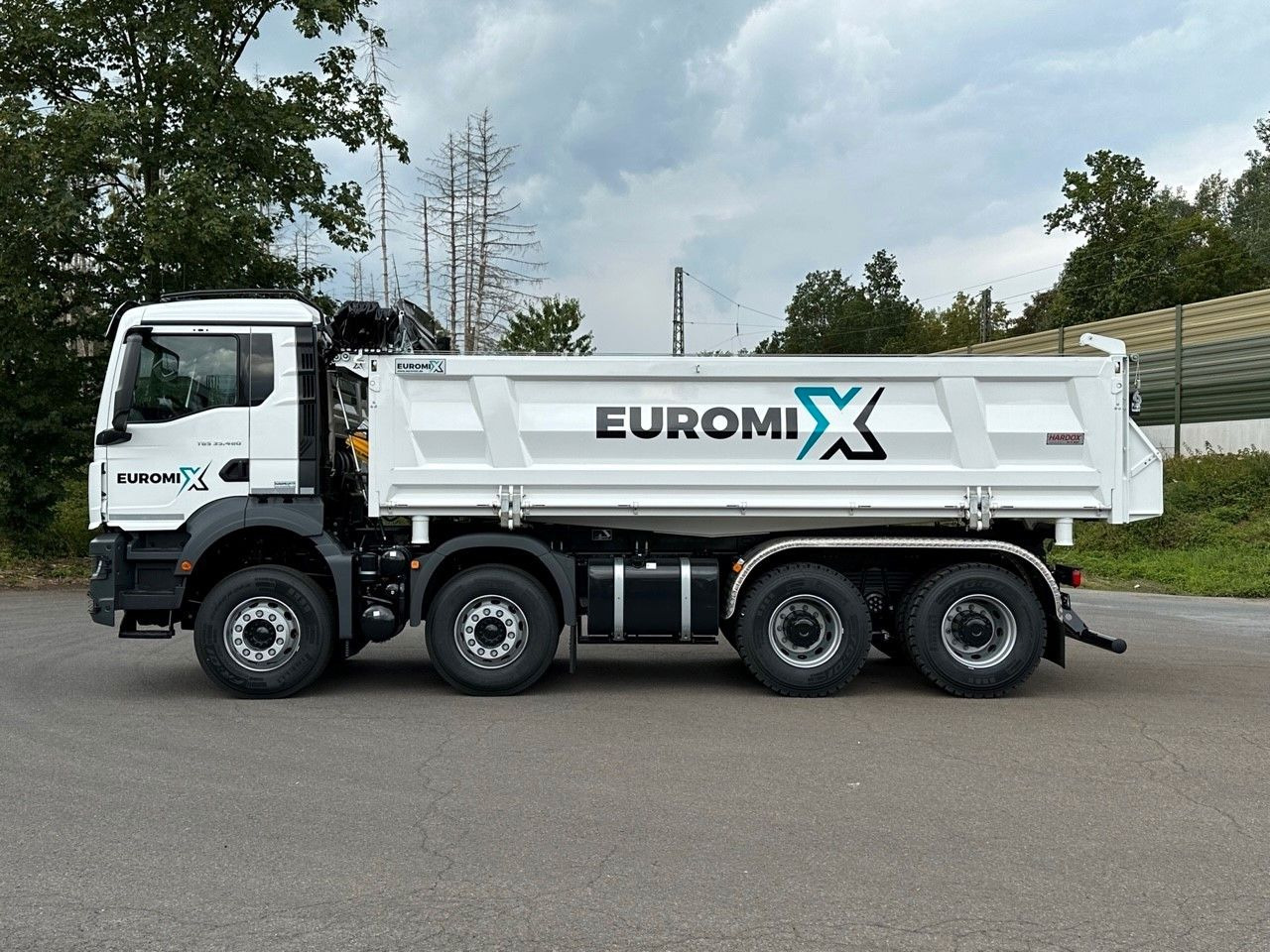 MAN TGS 35.480 8x4 EuromixMTP 3-Seiten-Kipper - Tipper: picture 4 MAN TGS 35.480 8x4 EuromixMTP 3-Seiten-Kipper - Tipper: picture 4