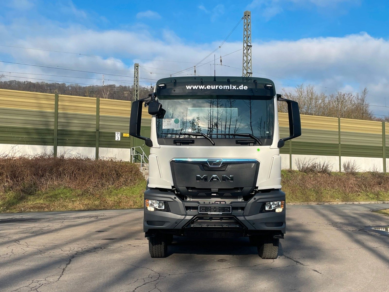 MAN TGS 41.400 8x4 / EuromixMTP EM 10m³ R/ EURO 5 - Concrete mixer truck: picture 2 MAN TGS 41.400 8x4 / EuromixMTP EM 10m³ R/ EURO 5 - Concrete mixer truck: picture 2