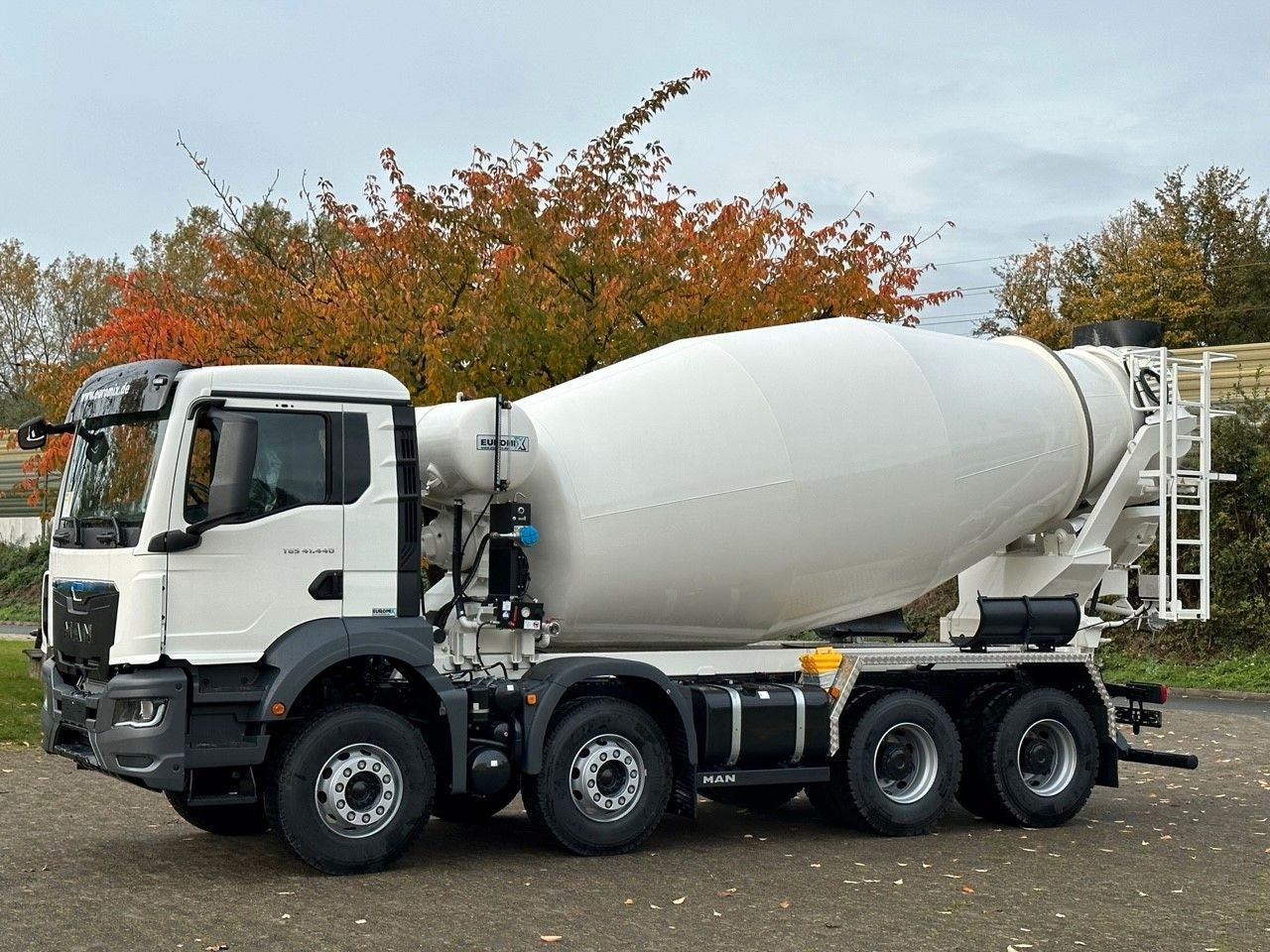 MAN TGS 41.440 8x4 /Euro6e Euromix EM 12 R - Concrete mixer truck: picture 4 MAN TGS 41.440 8x4 /Euro6e Euromix EM 12 R - Concrete mixer truck: picture 4