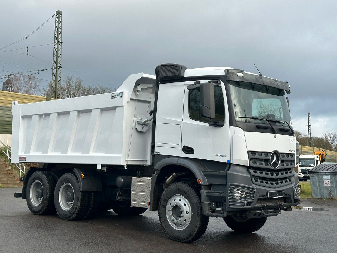 Mercedes-Benz 4048 6X4 Arcos 5 EuromixMTP Dumper Kipper - Skip loader truck: picture 1 Mercedes-Benz 4048 6X4 Arcos 5 EuromixMTP Dumper Kipper - Skip loader truck: picture 1
