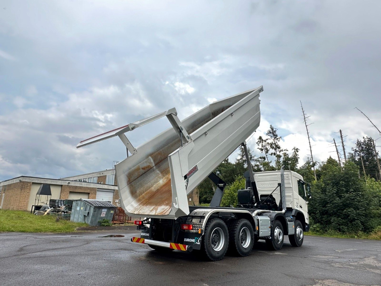 Volvo FMX 500 8X4 Retarder EuromixMTP Kipper - Tipper: picture 5 Volvo FMX 500 8X4 Retarder EuromixMTP Kipper - Tipper: picture 5