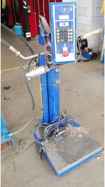 Filling unit Electronic scale gasbottle filling unit with push buttons LPG, GPL - Construction machinery: picture 1 Filling unit Electronic scale gasbottle filling unit with push buttons LPG, GPL - Construction machinery: picture 1