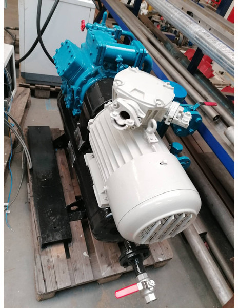 DEBICA Used and reconditioned compressor Gas, Lpg, Gpl, Gaz, Propane, Butane ID 5.9 Debica Used and reconditioned compressor Gas, Lpg,Vertical type compressor, 80m3/h at 1450 RPM 13.5kW - Engine and parts for Construction machinery: picture 2 DEBICA Used and reconditioned compressor Gas, Lpg, Gpl, Gaz, Propane, Butane ID 5.9 Debica Used and reconditioned compressor Gas, Lpg,Vertical type compressor, 80m3/h at 1450 RPM 13.5kW - Engine and parts for Construction machinery: picture 2
