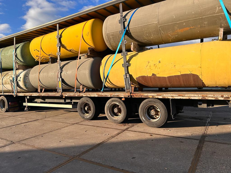 Visser 4850L(2.42 ton) Gastanks - Gas, Gaz, LPG, GPL, Propane, Butane tank Underground Gastank Used Tanks ID 1.008 ( Flexible options: Wholesale in a trailer/ Retail) - Tank truck: picture 1 Visser 4850L(2.42 ton) Gastanks - Gas, Gaz, LPG, GPL, Propane, Butane tank Underground Gastank Used Tanks ID 1.008 ( Flexible options: Wholesale in a trailer/ Retail) - Tank truck: picture 1