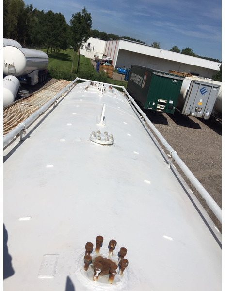 Visser 50m3 (25ton) gastank stationary gastank On flatbed trailer - Gas, Gaz, LPG, GPL, Propane, Butane ID 1.018 - Fuel tank: picture 3 Visser 50m3 (25ton) gastank stationary gastank On flatbed trailer - Gas, Gaz, LPG, GPL, Propane, Butane ID 1.018 - Fuel tank: picture 3