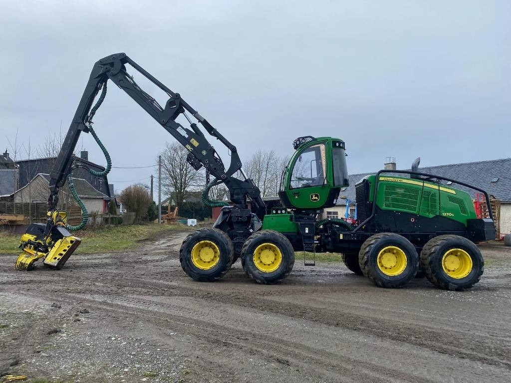 John Deere 1270 G - Forestry harvester: picture 2 John Deere 1270 G - Forestry harvester: picture 2