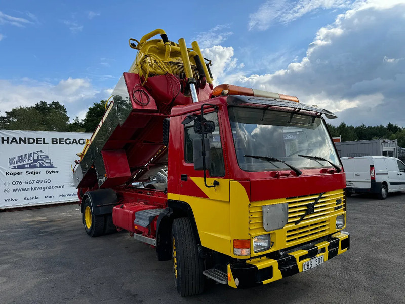 Volvo FL 10.320 4x2, Tipper 12m3 Sludge & Flushing Truck, with remote control, YM: 1990 - Vacuum truck: picture 1 Volvo FL 10.320 4x2, Tipper 12m3 Sludge & Flushing Truck, with remote control, YM: 1990 - Vacuum truck: picture 1