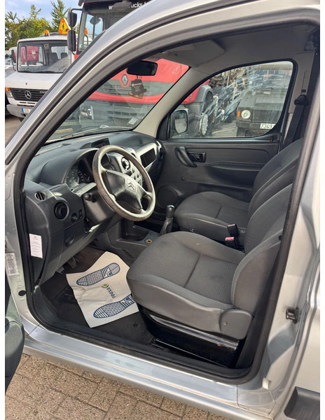 Small van Citroën Berlingo **AIRCO-EURO4**: picture 16