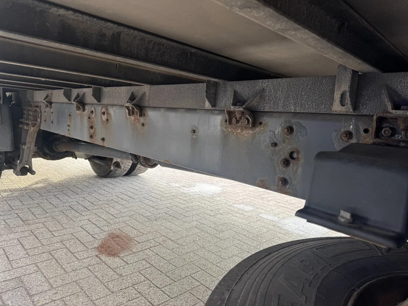 DAF LF 55.220 **MANUAL GEARBOX-BELGIAN TRUCK** - Box truck: picture 4 DAF LF 55.220 **MANUAL GEARBOX-BELGIAN TRUCK** - Box truck: picture 4