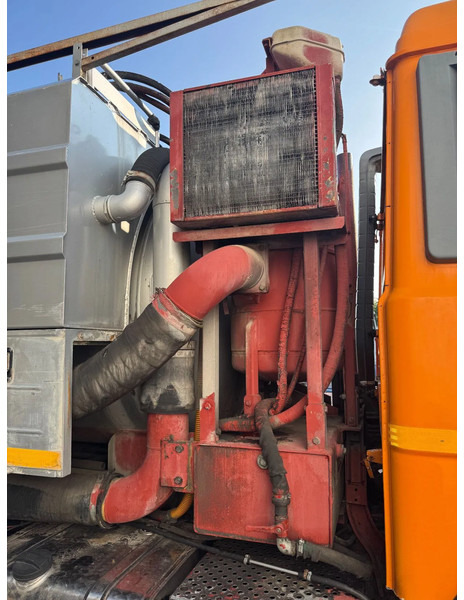 Iveco Turbostar 190.30 **6X2-FULL STEEL-VACUUMTRUCK-VIDANGEUR** - Vacuum truck: picture 4 Iveco Turbostar 190.30 **6X2-FULL STEEL-VACUUMTRUCK-VIDANGEUR** - Vacuum truck: picture 4