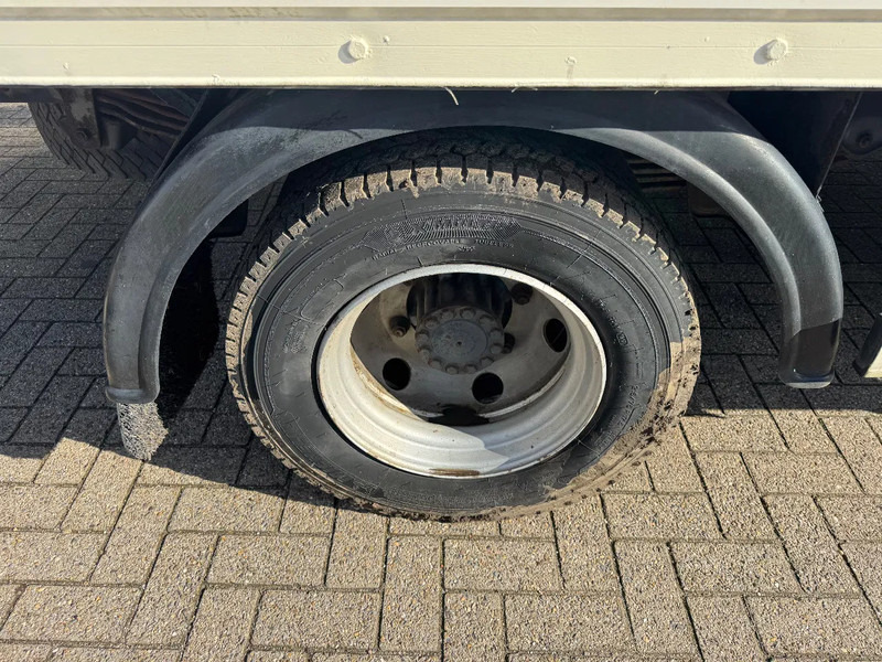 MAN 8.163 **BELGIAN TRUCK-FULL STEEL SUSPENSION** - Box truck: picture 4 MAN 8.163 **BELGIAN TRUCK-FULL STEEL SUSPENSION** - Box truck: picture 4