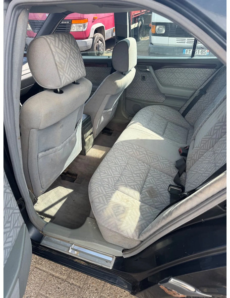 Sedan Mercedes-Benz C-Klasse **C220DIESEL-BELGIANCAR**: picture 7