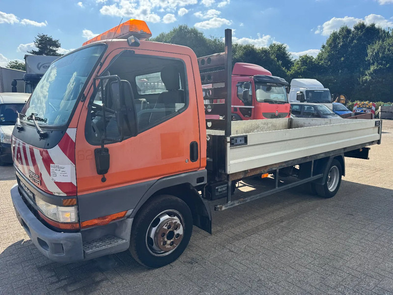 Mitsubishi Canter **FLATBED-3L ENGINE** - Open body delivery van: picture 1 Mitsubishi Canter **FLATBED-3L ENGINE** - Open body delivery van: picture 1