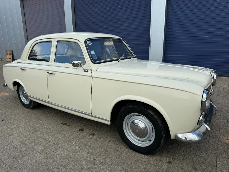 Peugeot 403 **1963 PEUGEOT 403** - Car: picture 1 Peugeot 403 **1963 PEUGEOT 403** - Car: picture 1