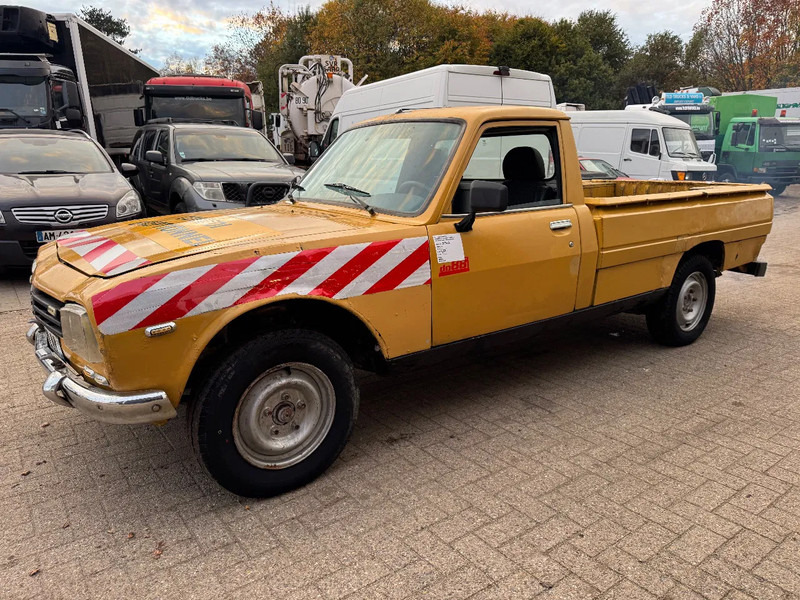 Peugeot 504 **DIESEL-FRENCH ORIGIN** - Open body delivery van: picture 1 Peugeot 504 **DIESEL-FRENCH ORIGIN** - Open body delivery van: picture 1