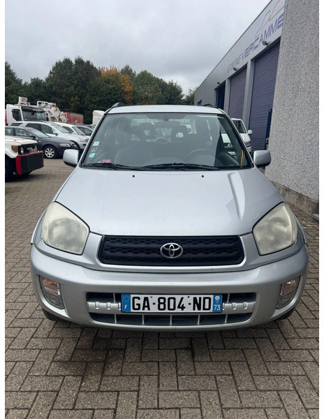 Toyota RAV4 **PETROL-AIRCO** - Car: picture 2 Toyota RAV4 **PETROL-AIRCO** - Car: picture 2