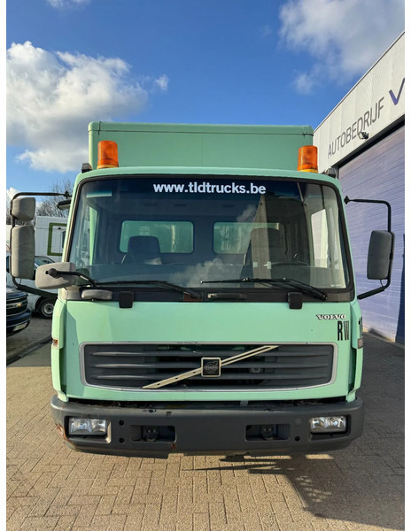 Volvo FL 180 **GENERATOR 100Kva MERCEDES V6** - Box truck: picture 2 Volvo FL 180 **GENERATOR 100Kva MERCEDES V6** - Box truck: picture 2