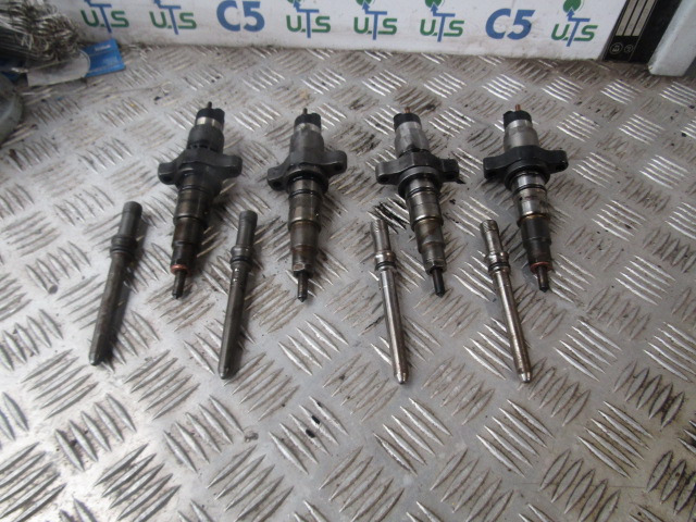 DAF LF 45 EURO 3 INJECTORS (SET OF 4) P/NO 0445120007 - Fuel processing/ Fuel delivery for Truck: picture 1 DAF LF 45 EURO 3 INJECTORS (SET OF 4) P/NO 0445120007 - Fuel processing/ Fuel delivery for Truck: picture 1