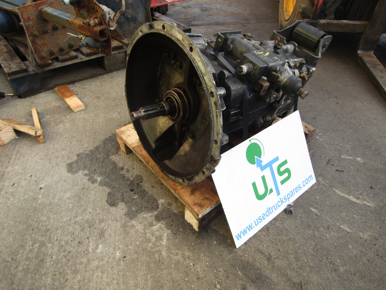 EATON 6 SPEED RENAULT MIDLUM GEARBOX TYPE FSO/5206B - Gearbox for Truck: picture 1 EATON 6 SPEED RENAULT MIDLUM GEARBOX TYPE FSO/5206B - Gearbox for Truck: picture 1