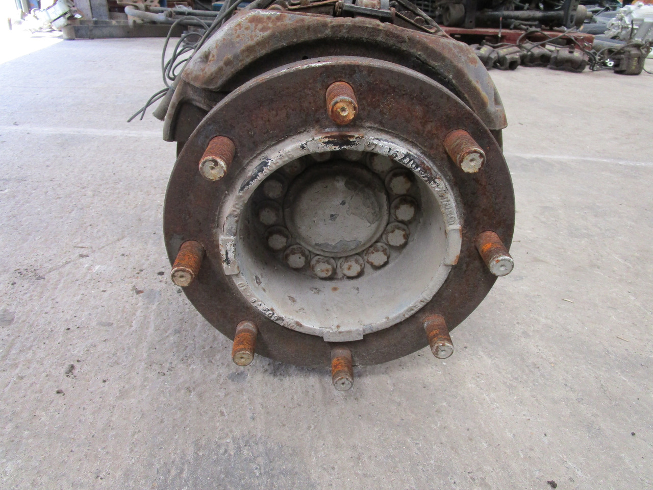 IVECO JOHNSON SWEEPER FRONT AXLE P/NO 7185472 - Axle and parts for Utility/ Special vehicle: picture 2 IVECO JOHNSON SWEEPER FRONT AXLE P/NO 7185472 - Axle and parts for Utility/ Special vehicle: picture 2