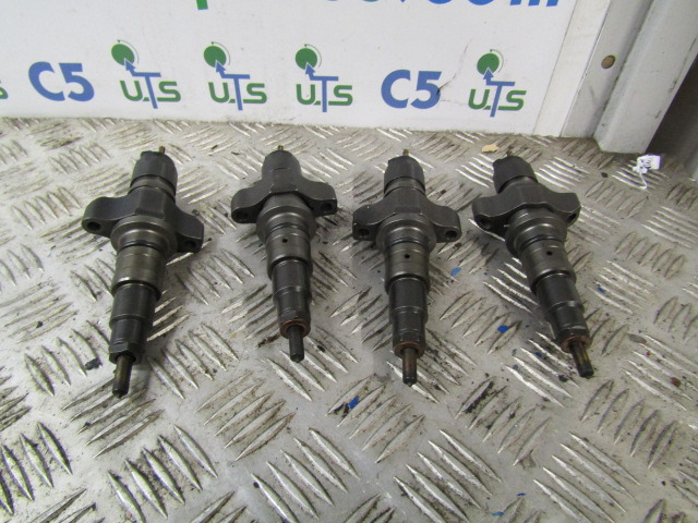 IVECO TECTOR EURO 4/5 BOSCH INJECTORS P/NO 0445120054 - Fuel processing/ Fuel delivery for Truck: picture 1 IVECO TECTOR EURO 4/5 BOSCH INJECTORS P/NO 0445120054 - Fuel processing/ Fuel delivery for Truck: picture 1