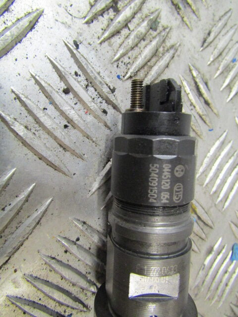 IVECO TECTOR EURO 4/5 BOSCH INJECTORS P/NO 0445120054 - Fuel processing/ Fuel delivery for Truck: picture 2 IVECO TECTOR EURO 4/5 BOSCH INJECTORS P/NO 0445120054 - Fuel processing/ Fuel delivery for Truck: picture 2