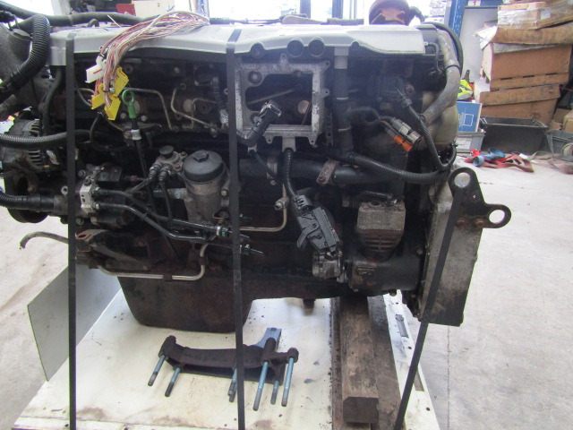 MAN D2066 LF04 TGA ENGINE COMPLETE - Engine for Truck: picture 4 MAN D2066 LF04 TGA ENGINE COMPLETE - Engine for Truck: picture 4