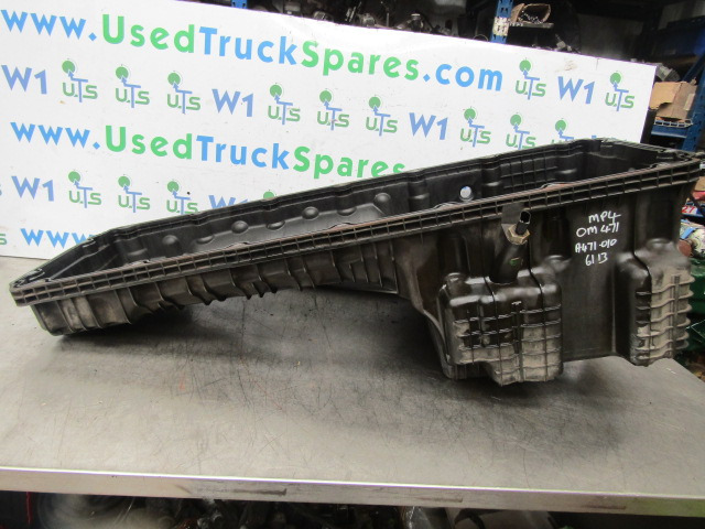 MERCEDES ACTROS MP4 OM471-6 ENGINE OIL SUMP P/NO A4710106113 - Engine and parts for Truck: picture 1 MERCEDES ACTROS MP4 OM471-6 ENGINE OIL SUMP P/NO A4710106113 - Engine and parts for Truck: picture 1