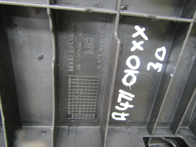 MERCEDES ACTROS MP4 OM471-6 ROCKER COVER P/NO A471010XX30 - Engine and parts for Truck: picture 3 MERCEDES ACTROS MP4 OM471-6 ROCKER COVER P/NO A471010XX30 - Engine and parts for Truck: picture 3