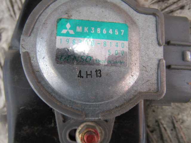 MITSUBISHI 3C11 / 3C13 THROTTLE PEDAL CONTROL UNIT P/NO MK386457 - Cab and interior for Truck: picture 3 MITSUBISHI 3C11 / 3C13 THROTTLE PEDAL CONTROL UNIT P/NO MK386457 - Cab and interior for Truck: picture 3