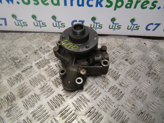 Engine and parts for Truck MITSUBISHI FUSO 75C 4P10 WATER PUMP P/NO 926703/02: picture 1