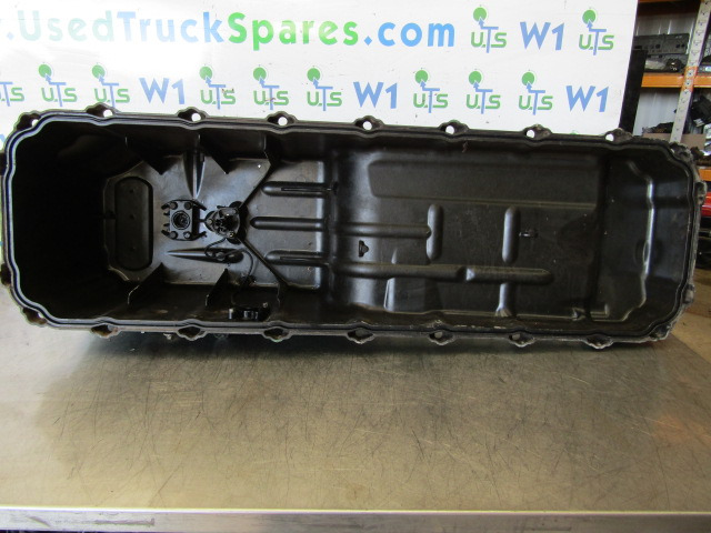 VOLVO FH13 D13C SUMP P/NO 20493972 / 20522523 - Engine and parts for Truck: picture 3 VOLVO FH13 D13C SUMP P/NO 20493972 / 20522523 - Engine and parts for Truck: picture 3