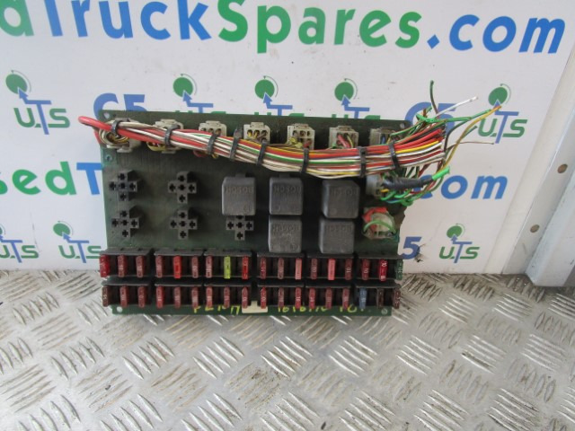 VOLVO FL10/FL7 FUSEBOARD 1618770-P01 - Electrical system for Truck: picture 1 VOLVO FL10/FL7 FUSEBOARD 1618770-P01 - Electrical system for Truck: picture 1
