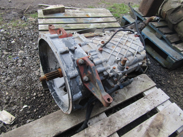 ZF S6-66 6 SPEED GEARBOX - Gearbox for Truck: picture 3 ZF S6-66 6 SPEED GEARBOX - Gearbox for Truck: picture 3