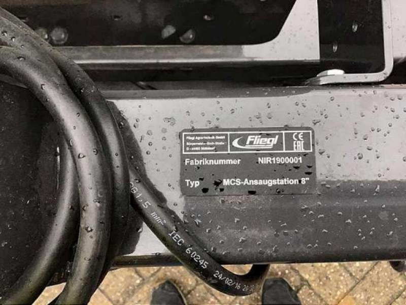 Fliegl NIR STATION 8 - Fertilizing equipment: picture 2 Fliegl NIR STATION 8 - Fertilizing equipment: picture 2