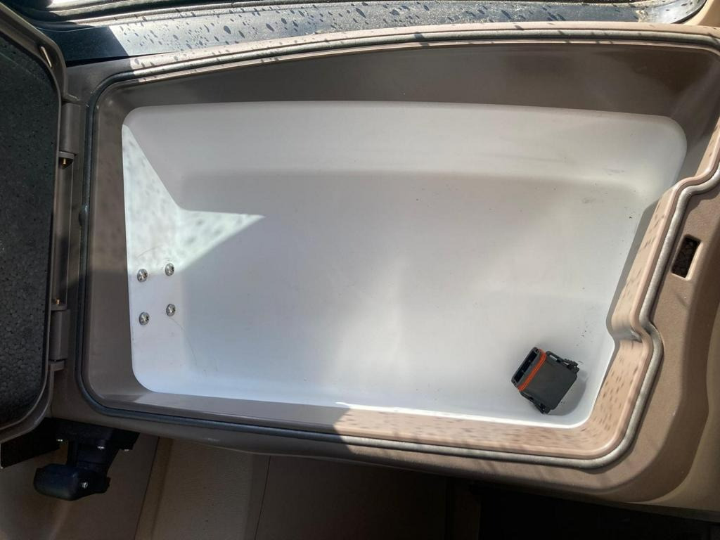 John Deere 6M125 - Farm tractor: picture 5 John Deere 6M125 - Farm tractor: picture 5