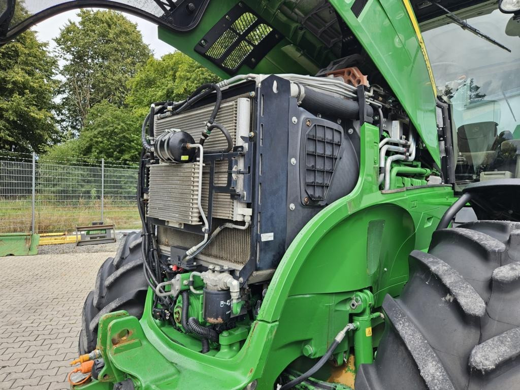 John Deere 7250R - Farm tractor: picture 4 John Deere 7250R - Farm tractor: picture 4