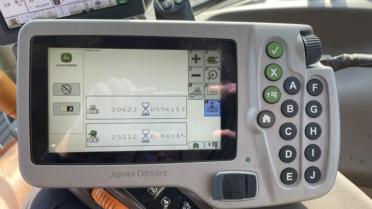 John Deere C441R - Tedding equipment: picture 2 John Deere C441R - Tedding equipment: picture 2