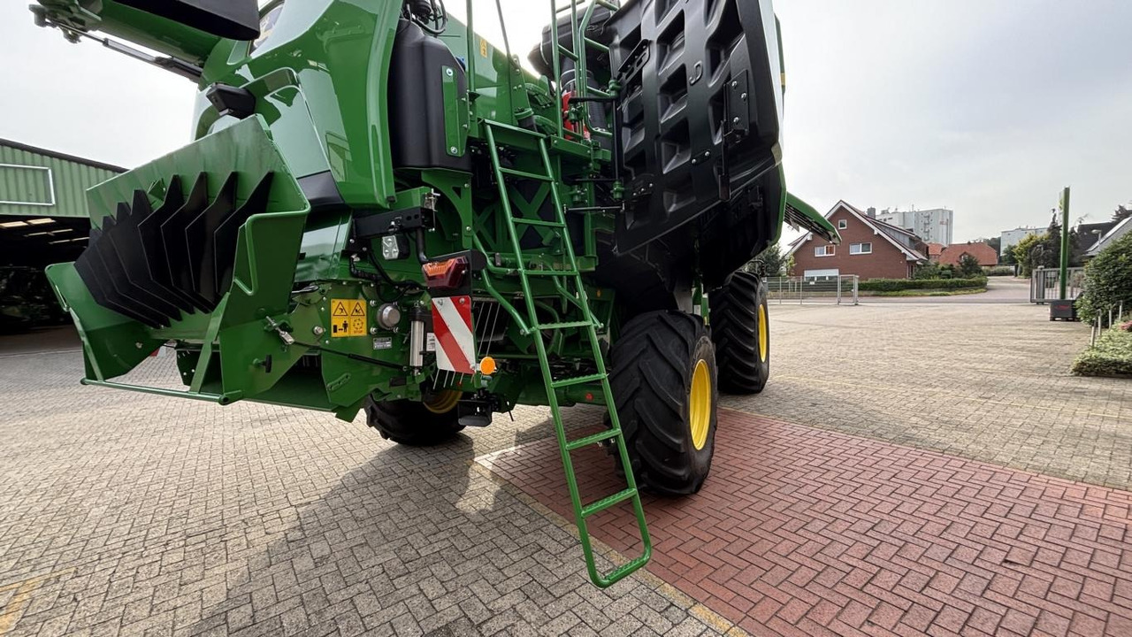 New Combine harvester John Deere MÄHDRESCHER T5700 MY25: picture 20 New Combine harvester John Deere MÄHDRESCHER T5700 MY25: picture 20