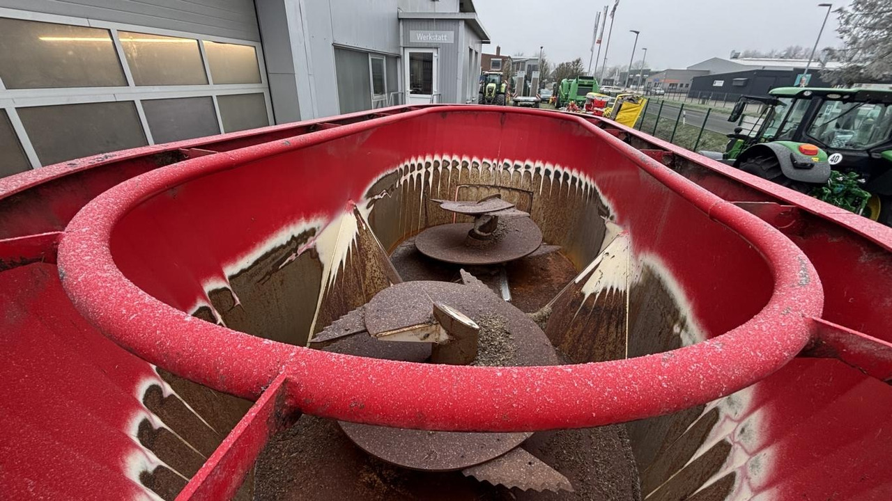 Mayer VM-14 DUO T - Forage mixer wagon: picture 3 Mayer VM-14 DUO T - Forage mixer wagon: picture 3