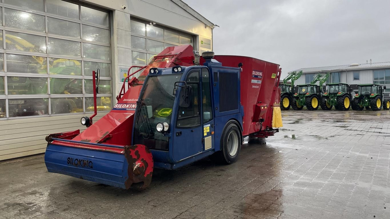 Mayer VM-16 SELBSTFAHRER - Forage mixer wagon: picture 1 Mayer VM-16 SELBSTFAHRER - Forage mixer wagon: picture 1