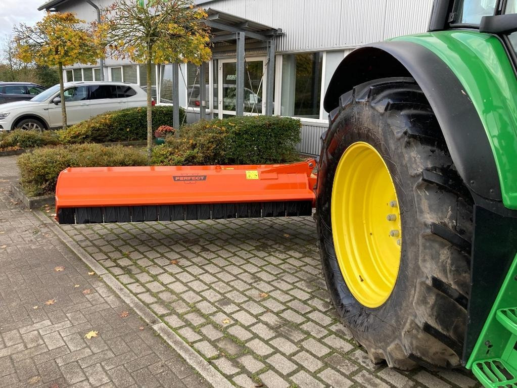 Perfect ZF2-240 - Flail mower: picture 4 Perfect ZF2-240 - Flail mower: picture 4